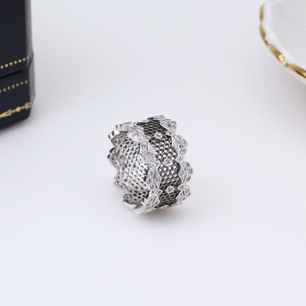 Elegant Gold-Plated Ginkgo Leaf Ring